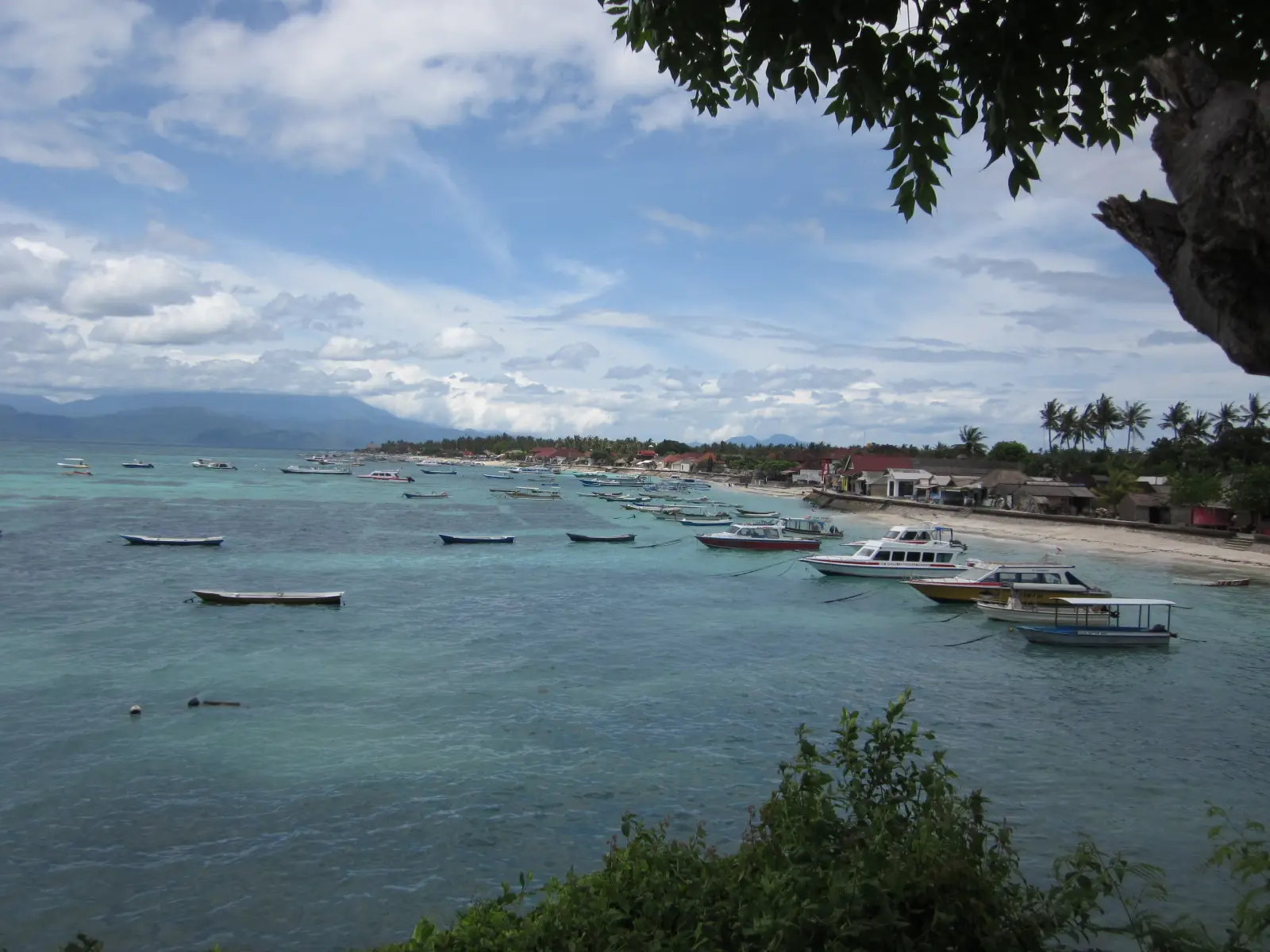 Outrigger boats on the sand at Jungut Batu Beach, Nusa Lembongan.